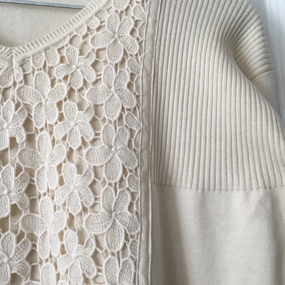 Cotton and Lace Sweater - Picture 3 of 5